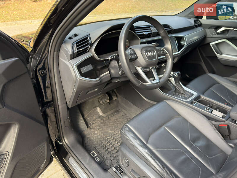 Позашляховик / Кросовер Audi Q3 2022 в Львові фото 17 Позашляховик / Кросовер Audi Q3 2022 в Львові