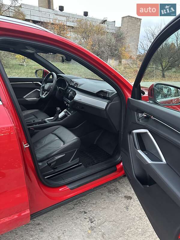 Позашляховик / Кросовер Audi Q3 2019 в Запоріжжі фото 6 Позашляховик / Кросовер Audi Q3 2019 в Запоріжжі