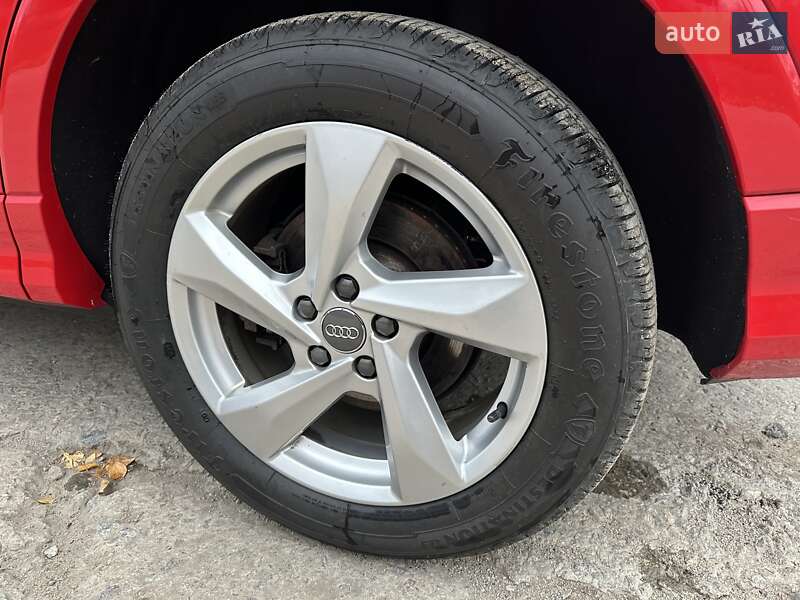 Позашляховик / Кросовер Audi Q3 2019 в Запоріжжі фото 20 Позашляховик / Кросовер Audi Q3 2019 в Запоріжжі