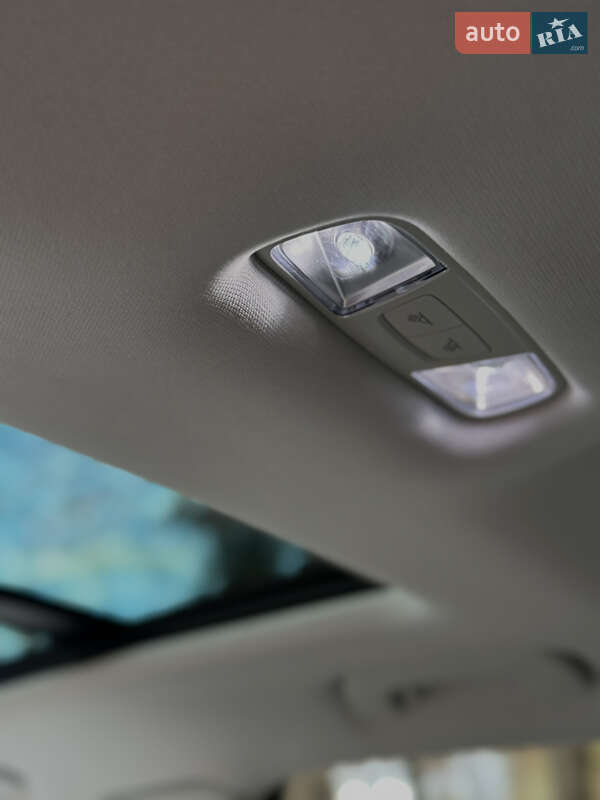 Позашляховик / Кросовер Audi Q3 2023 в Києві