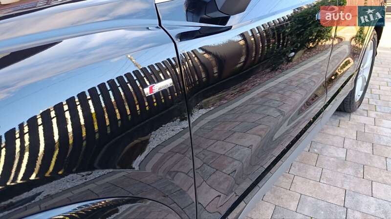 Внедорожник / Кроссовер Audi Q3 2019 в Стрые