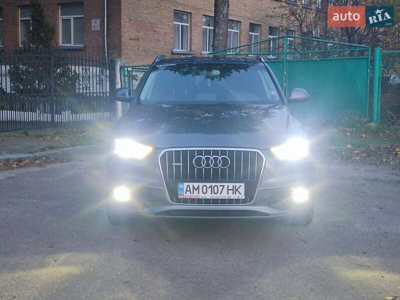 Внедорожник / Кроссовер Audi Q3 2014 в Бердичеве