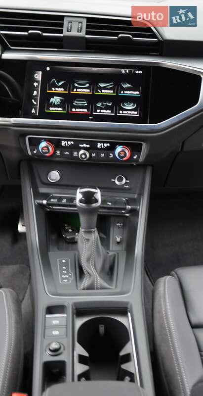 Внедорожник / Кроссовер Audi Q3 2020 в Одессе