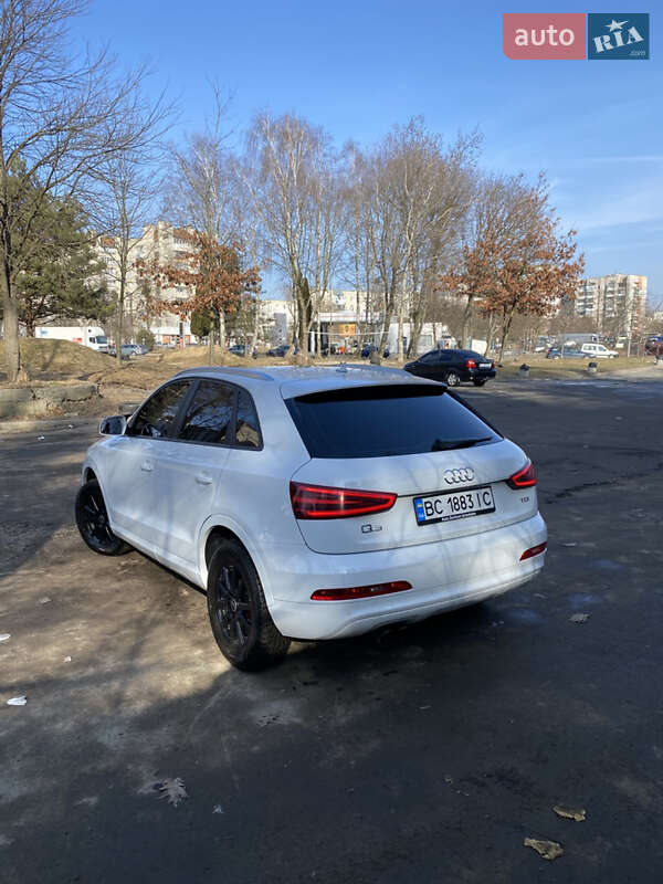 Позашляховик / Кросовер Audi Q3 2012 в Львові