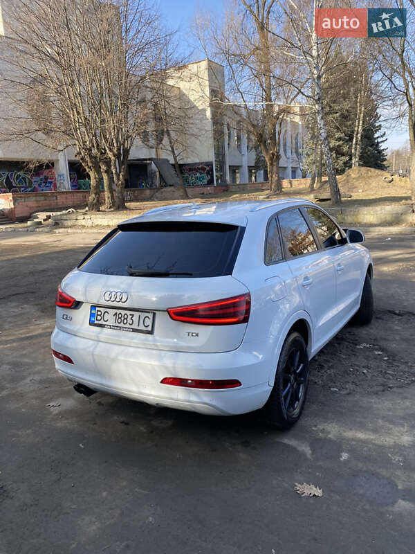 Позашляховик / Кросовер Audi Q3 2012 в Львові