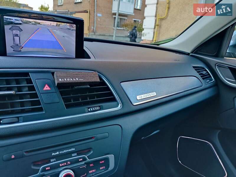 Внедорожник / Кроссовер Audi Q3 2014 в Бердичеве