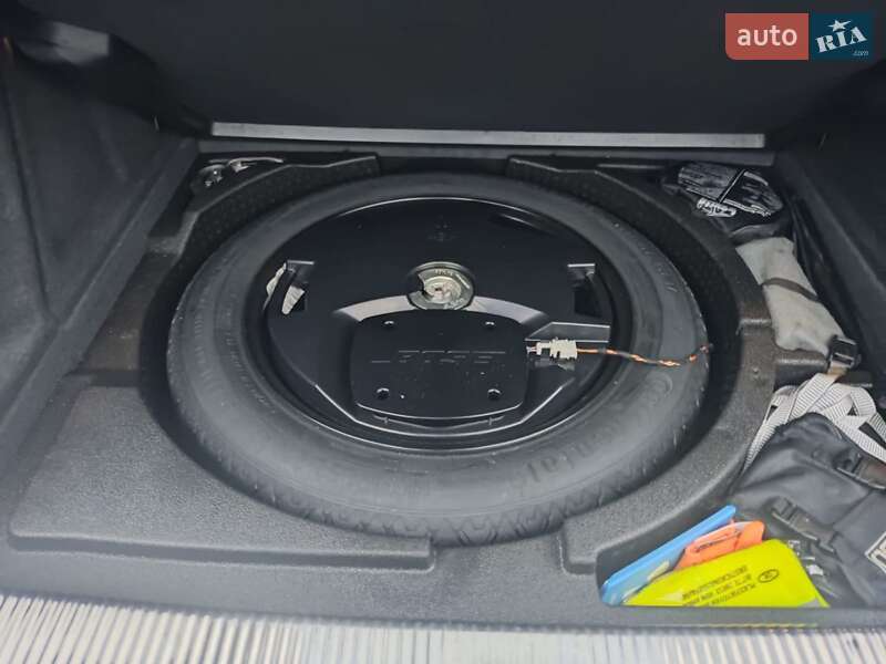 Внедорожник / Кроссовер Audi Q3 2014 в Бердичеве