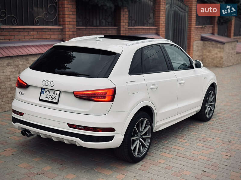 Позашляховик / Кросовер Audi Q3 2017 в Одесі