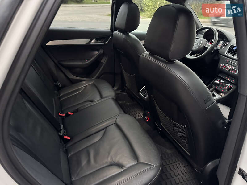 Позашляховик / Кросовер Audi Q3 2017 в Одесі