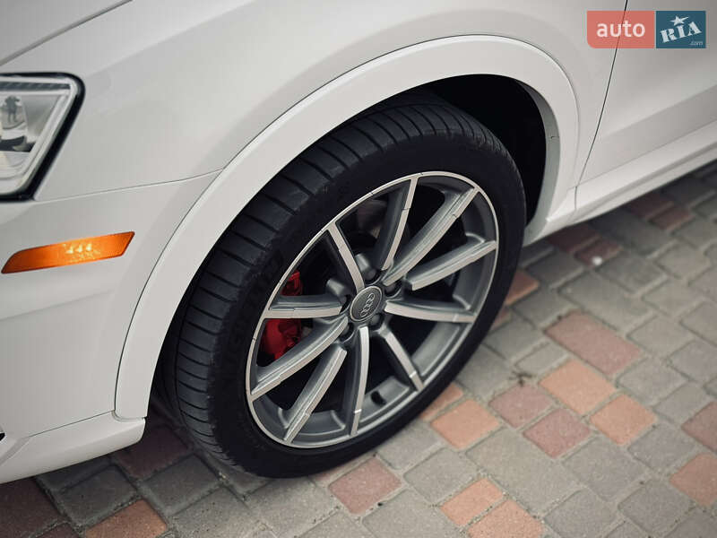 Позашляховик / Кросовер Audi Q3 2017 в Одесі