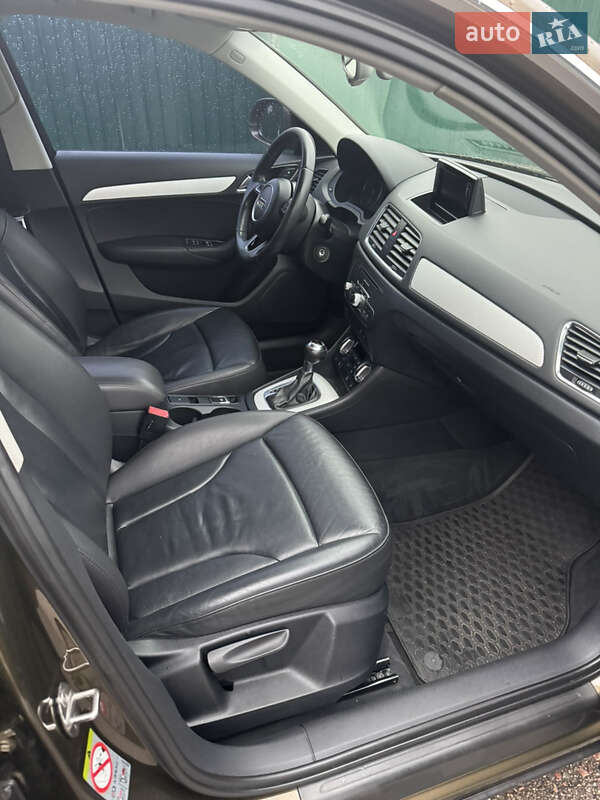 Позашляховик / Кросовер Audi Q3 2014 в Києві фото 18 Позашляховик / Кросовер Audi Q3 2014 в Києві