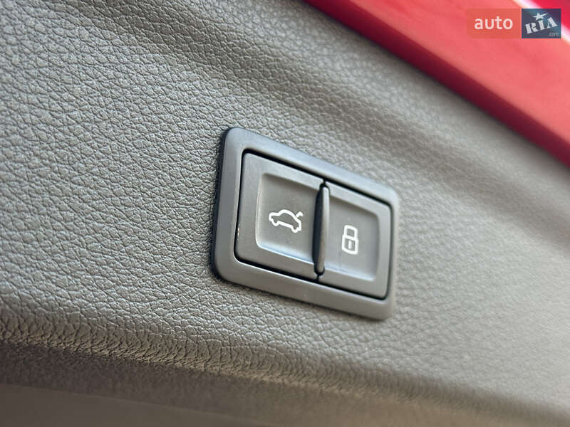 Внедорожник / Кроссовер Audi Q3 2019 в Вижнице