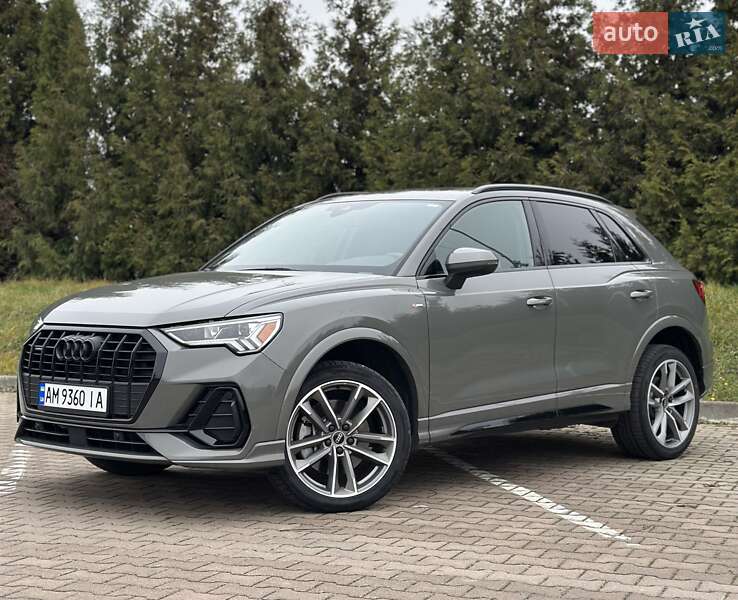 Внедорожник / Кроссовер Audi Q3 2023 в Киеве