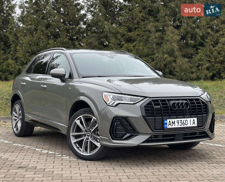 Внедорожник / Кроссовер Audi Q3 2023 в Киеве
