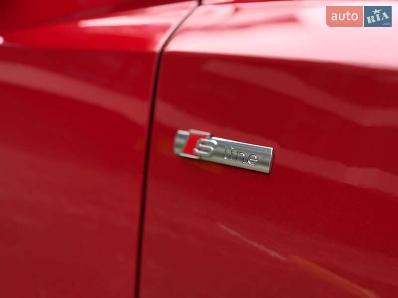 Позашляховик / Кросовер Audi Q3 2020 в Івано-Франківську