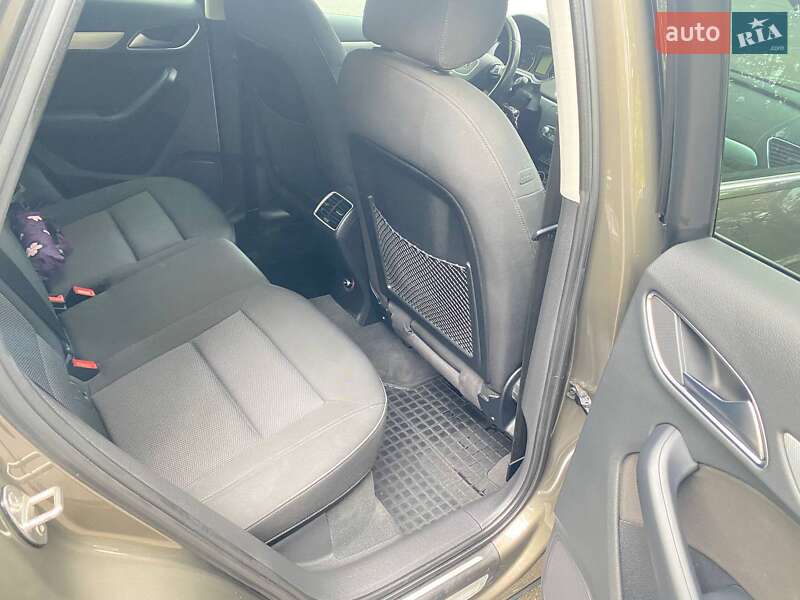 Позашляховик / Кросовер Audi Q3 2016 в Одесі