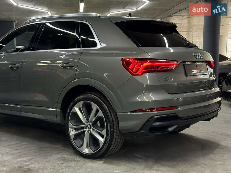 Позашляховик / Кросовер Audi Q3 2020 в Одесі