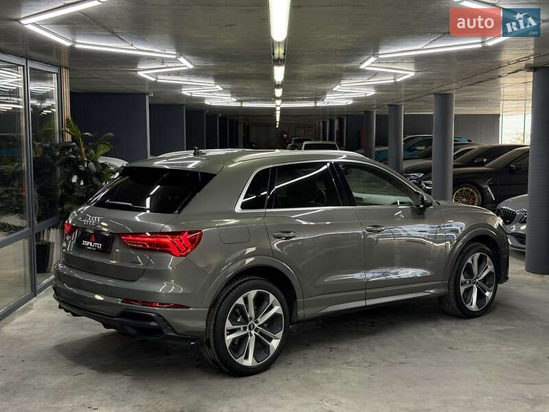 Позашляховик / Кросовер Audi Q3 2020 в Одесі