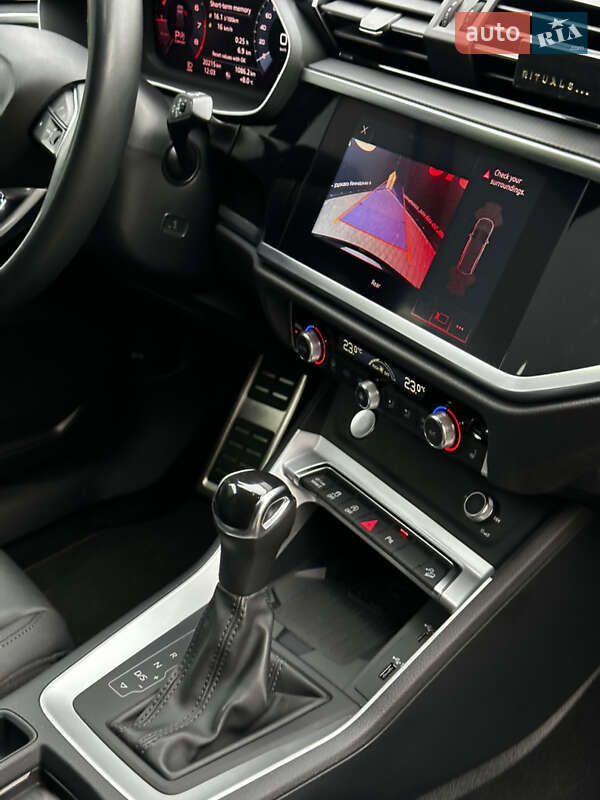 Позашляховик / Кросовер Audi Q3 2019 в Львові фото 21 Позашляховик / Кросовер Audi Q3 2019 в Львові