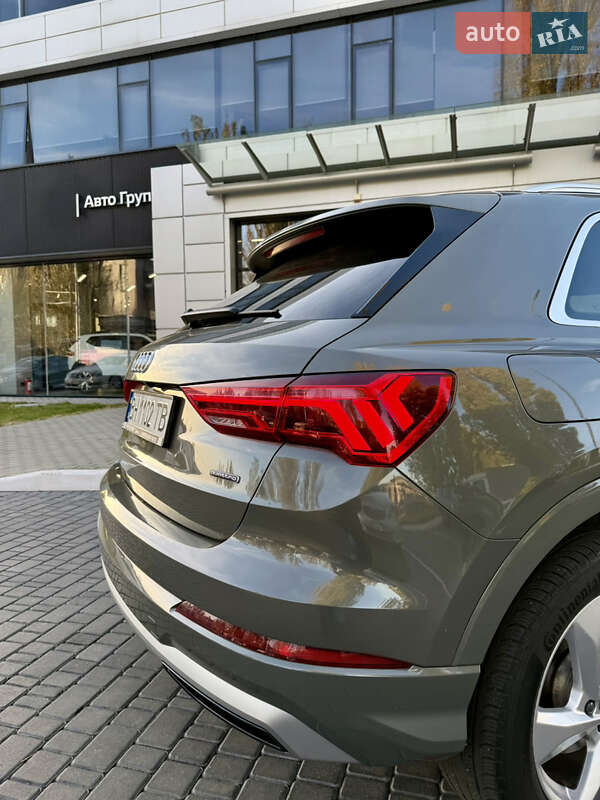 Позашляховик / Кросовер Audi Q3 2019 в Одесі фото 15 Позашляховик / Кросовер Audi Q3 2019 в Одесі
