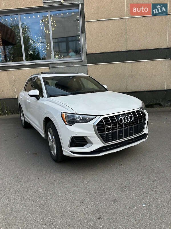 Внедорожник / Кроссовер Audi Q3 2021 в Одессе фото Внедорожник / Кроссовер Audi Q3 2021 в Одессе