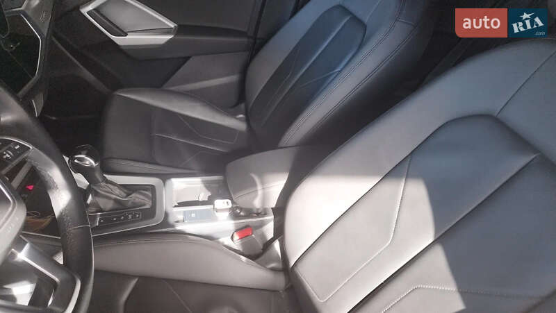 Внедорожник / Кроссовер Audi Q3 2021 в Одессе фото 15 Внедорожник / Кроссовер Audi Q3 2021 в Одессе