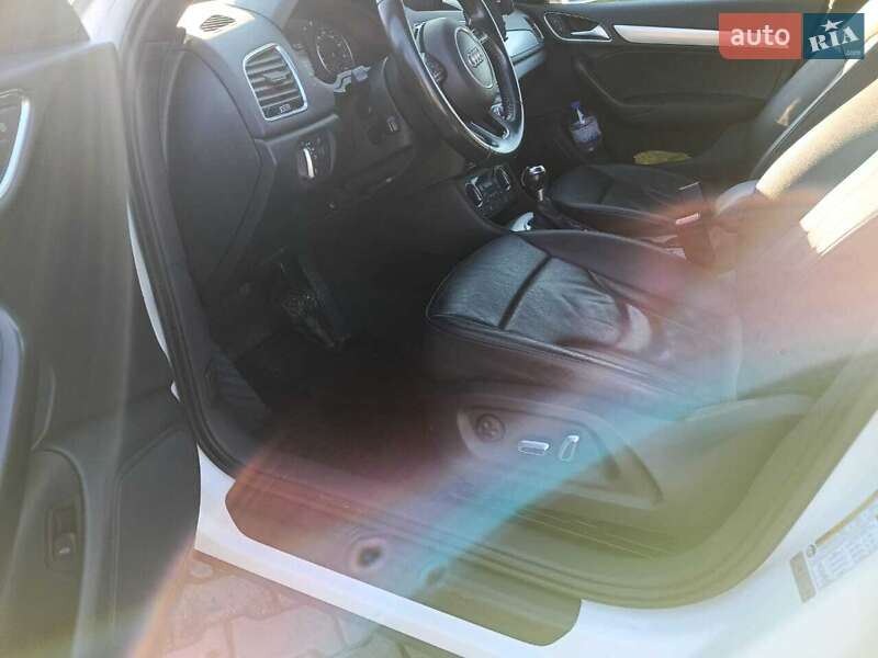 Позашляховик / Кросовер Audi Q3 2015 в Хотині фото 16 Позашляховик / Кросовер Audi Q3 2015 в Хотині