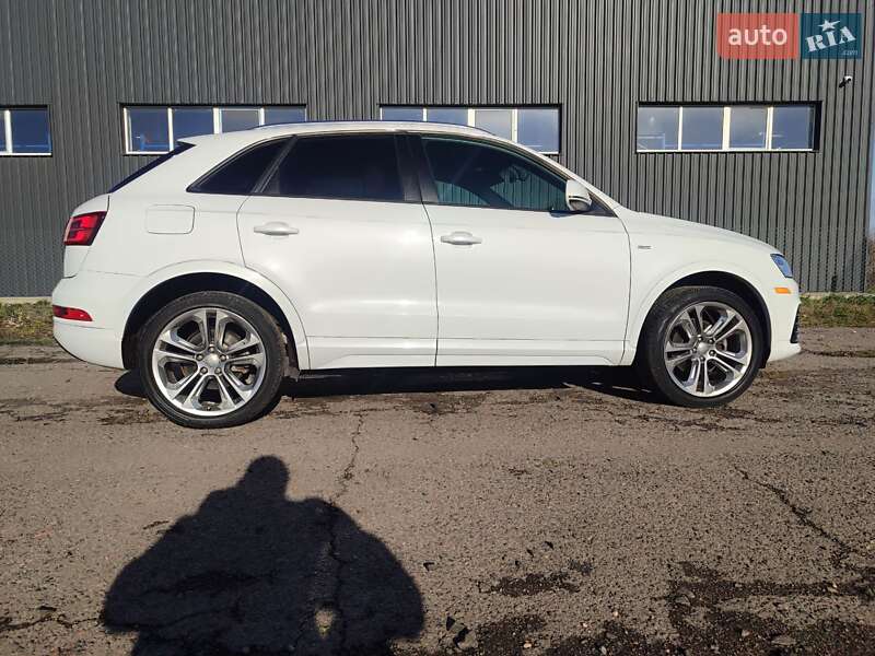 Внедорожник / Кроссовер Audi Q3 2018 в Луцке