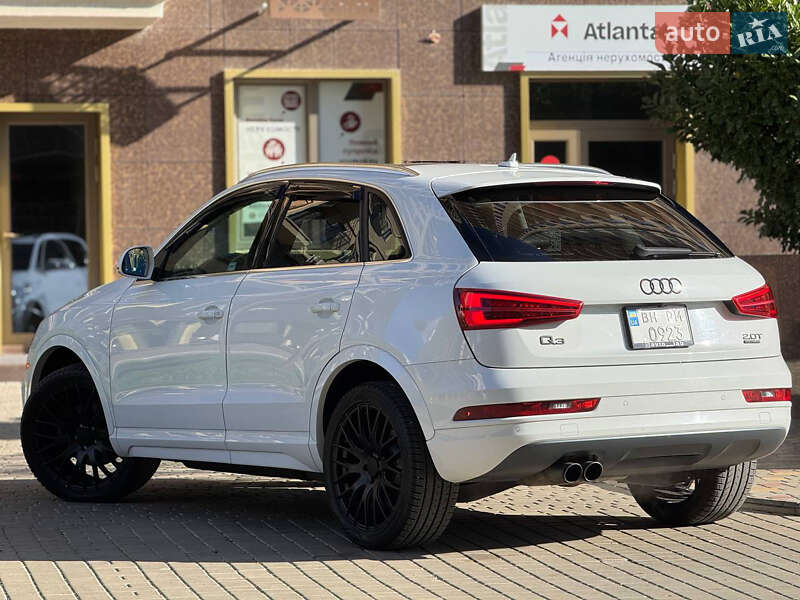 Позашляховик / Кросовер Audi Q3 2015 в Одесі