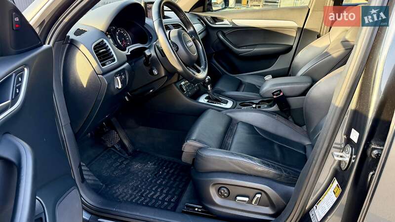 Позашляховик / Кросовер Audi Q3 2017 в Києві