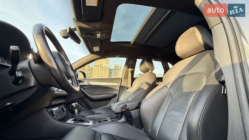 Позашляховик / Кросовер Audi Q3 2017 в Києві