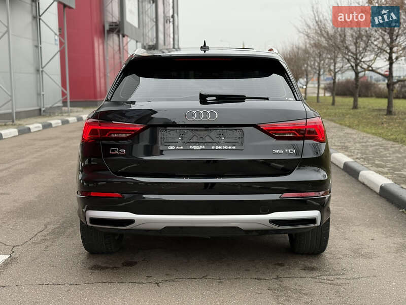 Позашляховик / Кросовер Audi Q3 2020 в Києві