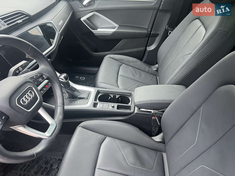 Позашляховик / Кросовер Audi Q3 2023 в Сумах фото 33 Позашляховик / Кросовер Audi Q3 2023 в Сумах