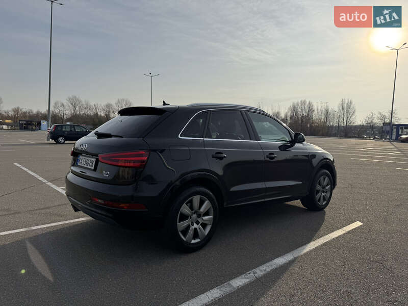 Позашляховик / Кросовер Audi Q3 2015 в Києві