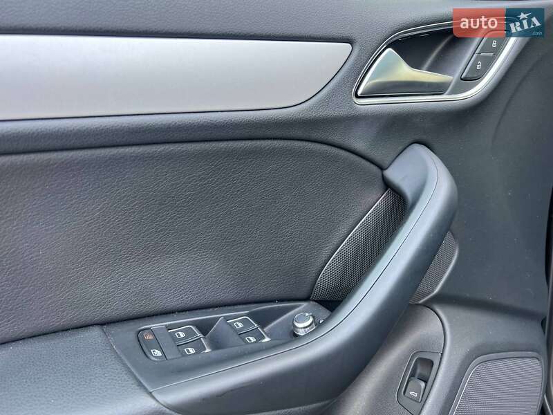 Внедорожник / Кроссовер Audi Q3 2016 в Хмельницком фото 13 Внедорожник / Кроссовер Audi Q3 2016 в Хмельницком