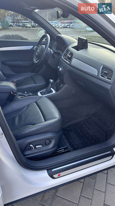 Позашляховик / Кросовер Audi Q3 2018 в Дніпрі