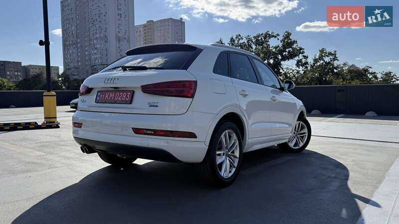 Позашляховик / Кросовер Audi Q3 2018 в Києві