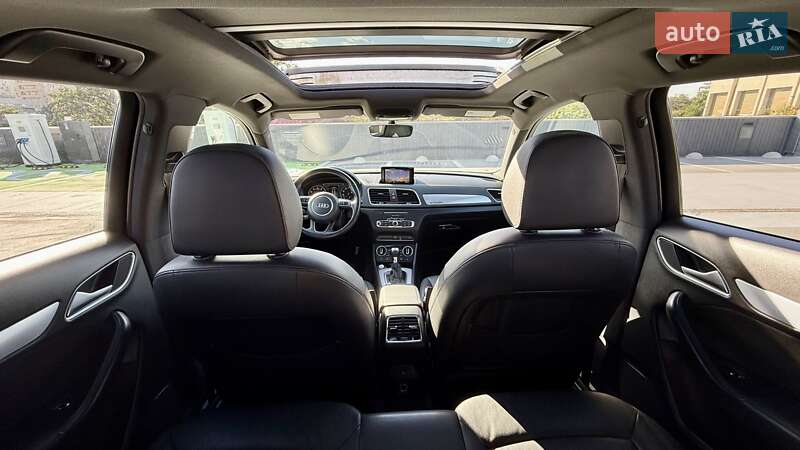 Позашляховик / Кросовер Audi Q3 2018 в Києві