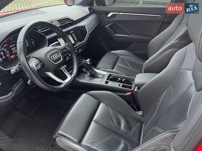 Внедорожник / Кроссовер Audi Q3 2020 в Ровно