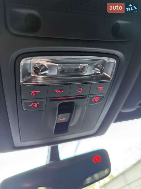 Позашляховик / Кросовер Audi Q3 2017 в Одесі