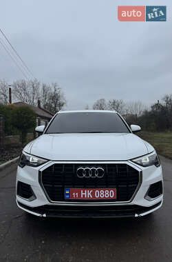 Внедорожник / Кроссовер Audi Q3 2020 в Полтаве