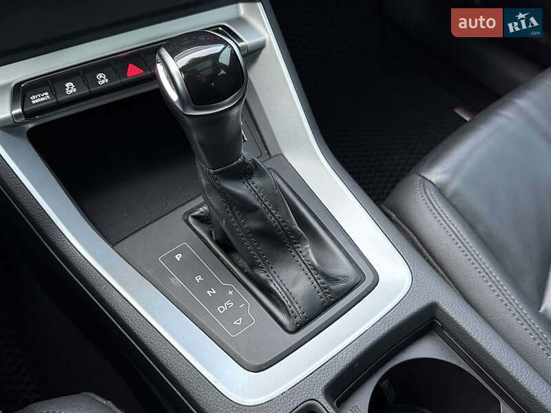 Позашляховик / Кросовер Audi Q3 2021 в Києві фото 24 Позашляховик / Кросовер Audi Q3 2021 в Києві