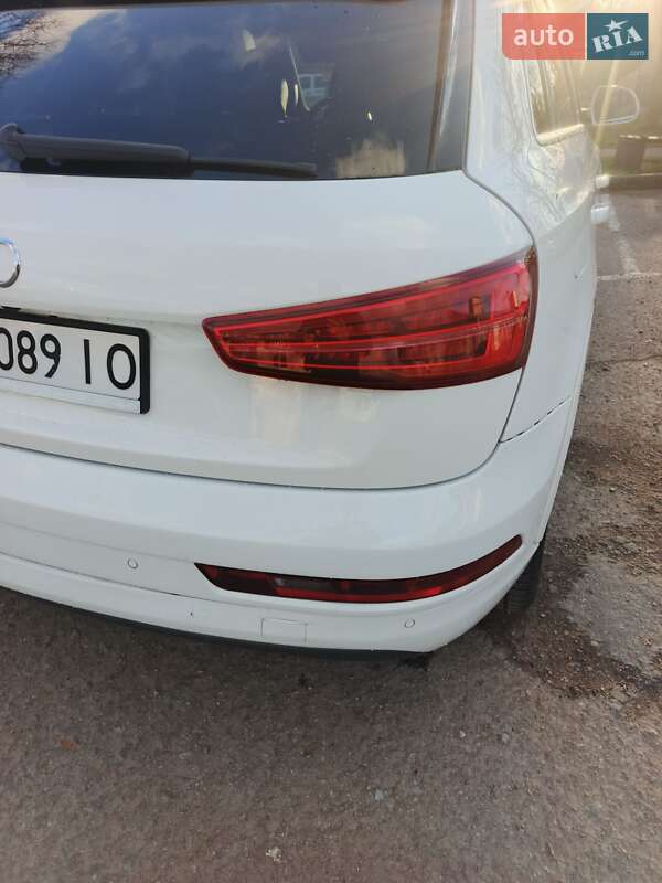 Позашляховик / Кросовер Audi Q3 2015 в Львові