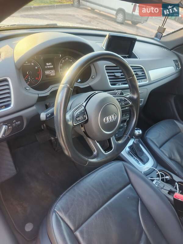 Позашляховик / Кросовер Audi Q3 2015 в Львові