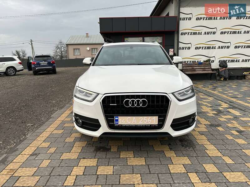 Внедорожник / Кроссовер Audi Q3 2015 в Львове