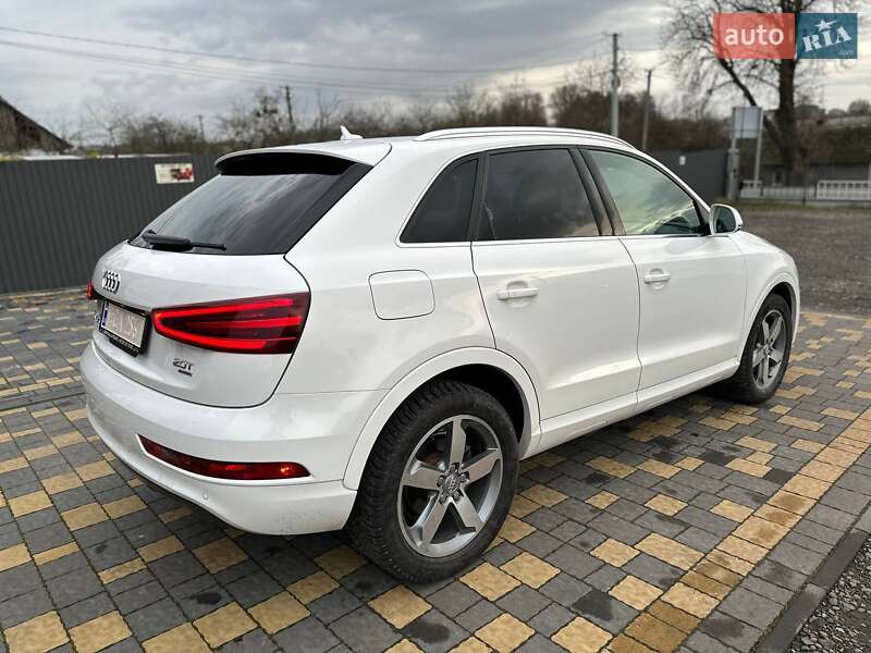 Внедорожник / Кроссовер Audi Q3 2015 в Львове