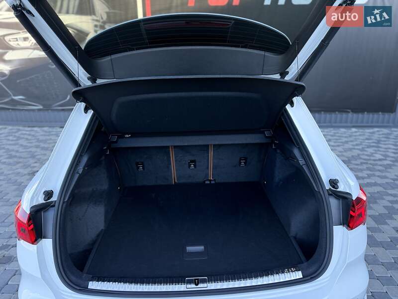 Позашляховик / Кросовер Audi Q3 2024 в Львові фото 30 Позашляховик / Кросовер Audi Q3 2024 в Львові