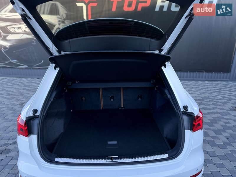 Позашляховик / Кросовер Audi Q3 2024 в Львові фото 29 Позашляховик / Кросовер Audi Q3 2024 в Львові