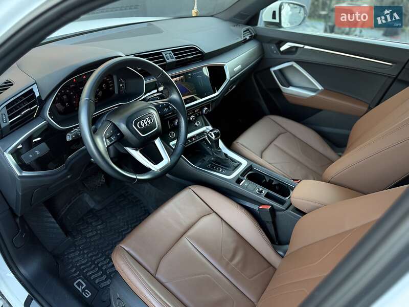 Позашляховик / Кросовер Audi Q3 2024 в Львові фото 47 Позашляховик / Кросовер Audi Q3 2024 в Львові