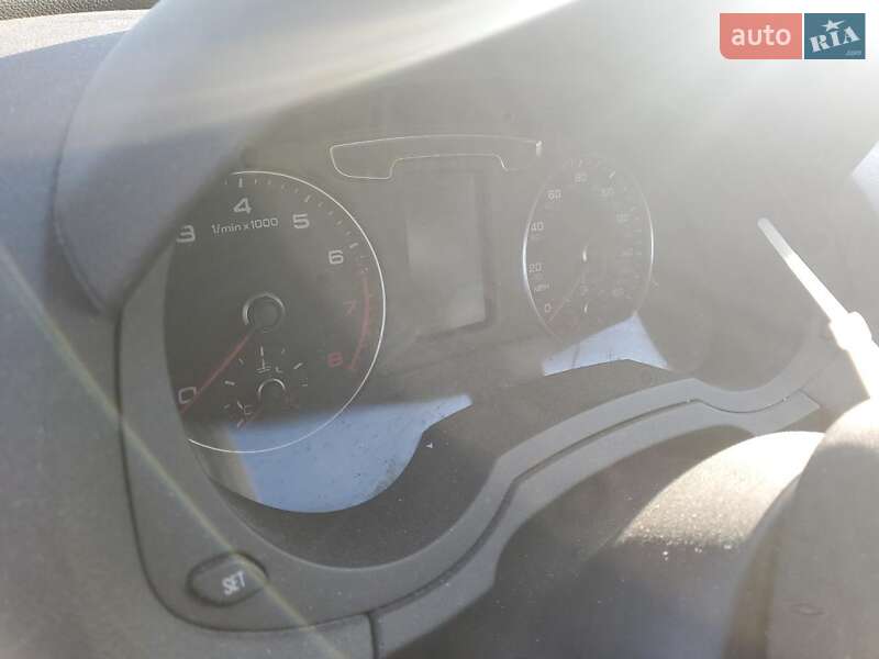 Позашляховик / Кросовер Audi Q3 2016 в Вінниці